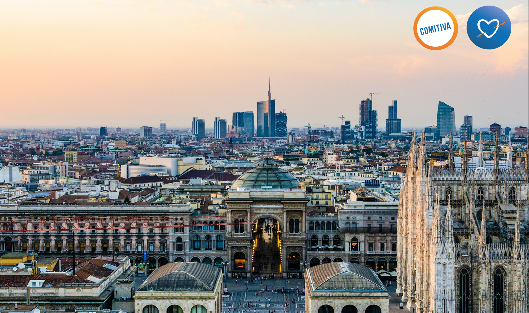 vista panoramica di Milano vista dal Duomo